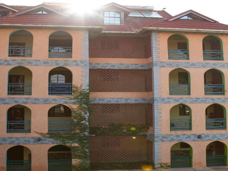 Parkview Safari Hotel And Apartments Kisumu Extérieur photo
