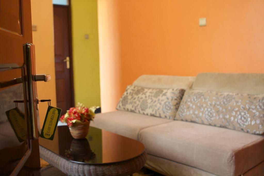 Parkview Safari Hotel And Apartments Kisumu Extérieur photo