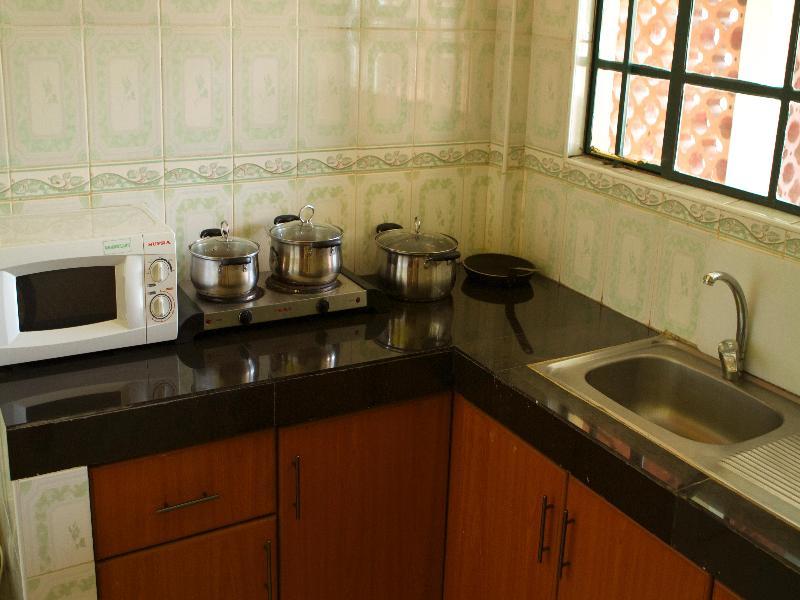 Parkview Safari Hotel And Apartments Kisumu Extérieur photo