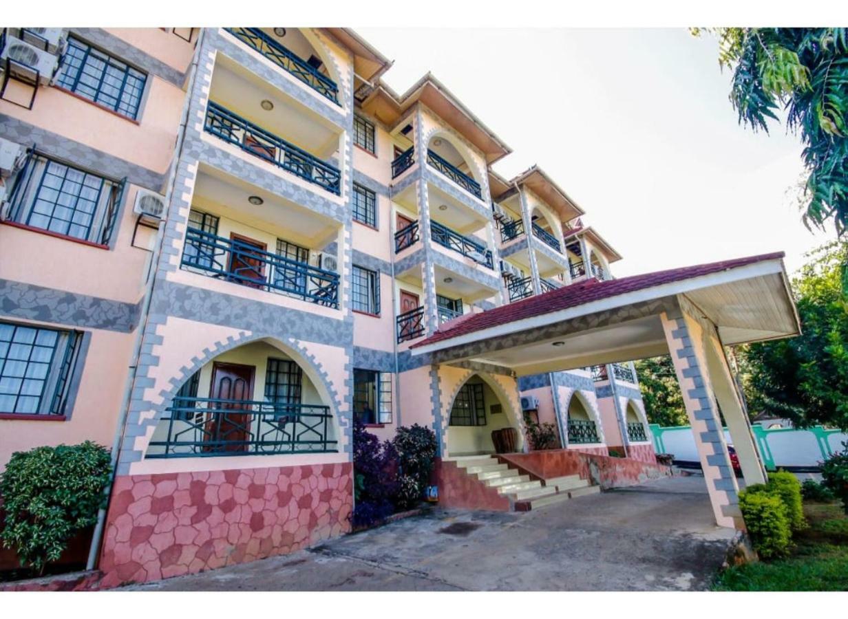 Parkview Safari Hotel And Apartments Kisumu Extérieur photo