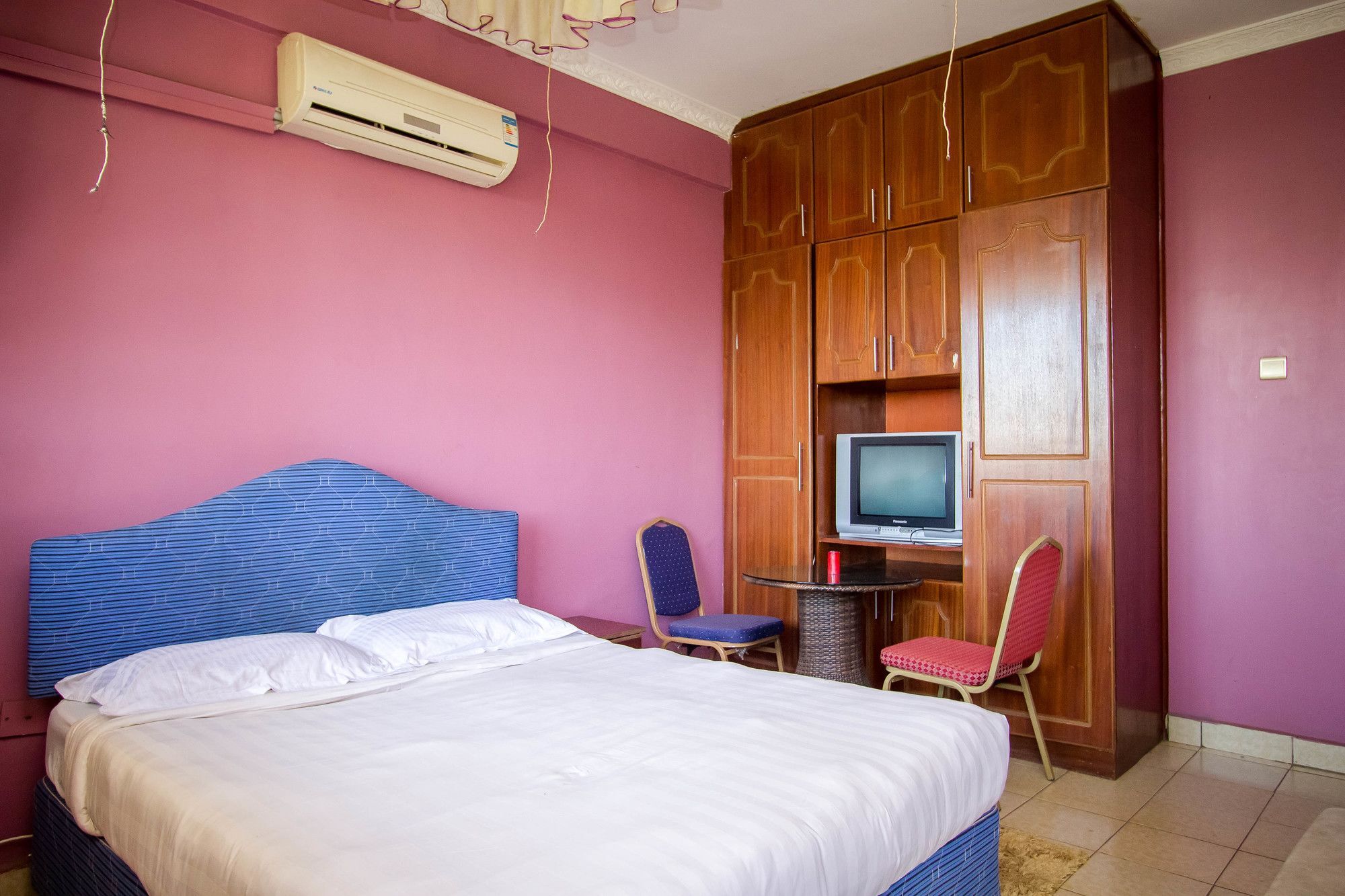 Parkview Safari Hotel And Apartments Kisumu Extérieur photo